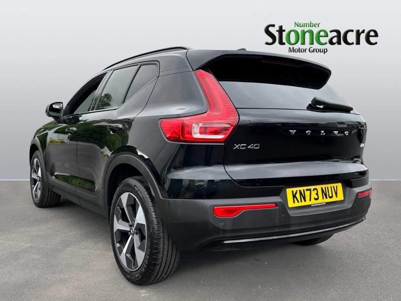 Volvo XC40 Image 2