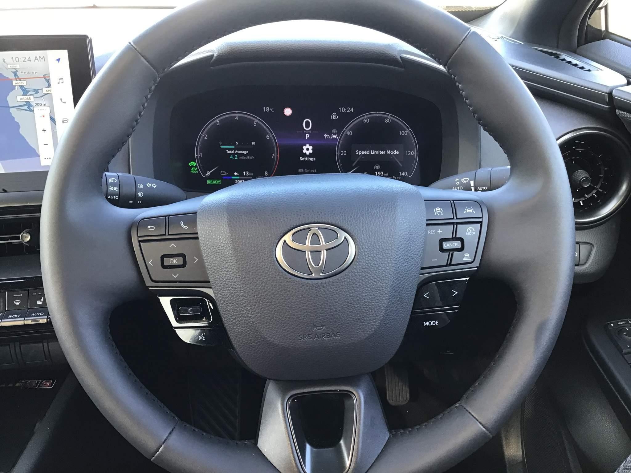 Toyota C-HR Image 18