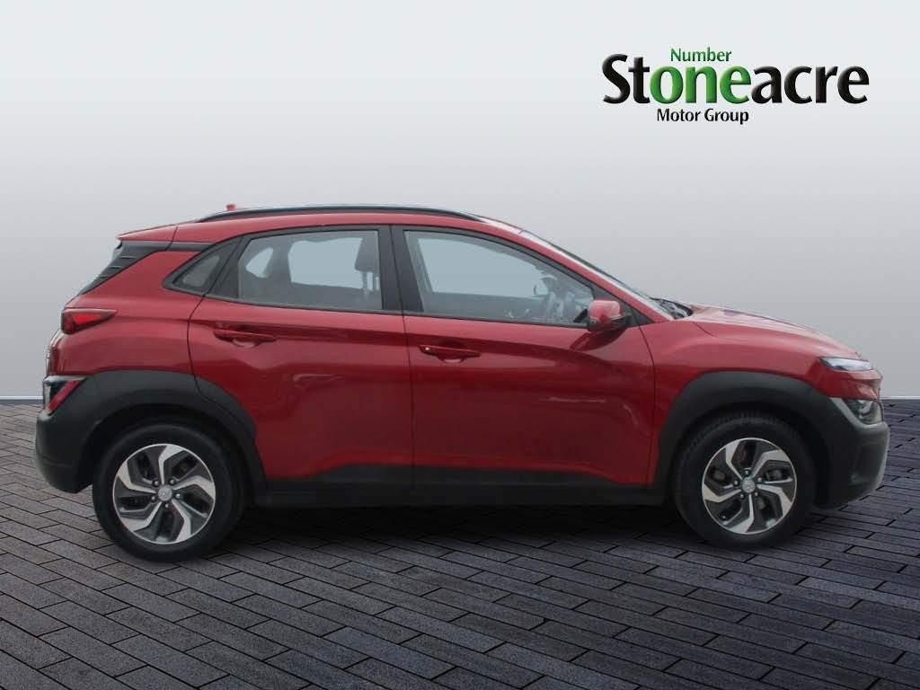 Hyundai KONA Image 2