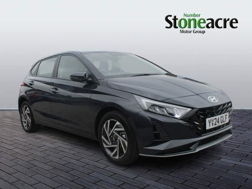 Hyundai i20 Image 1