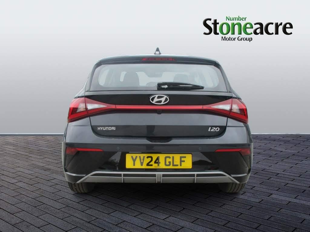 Hyundai i20 Image 4