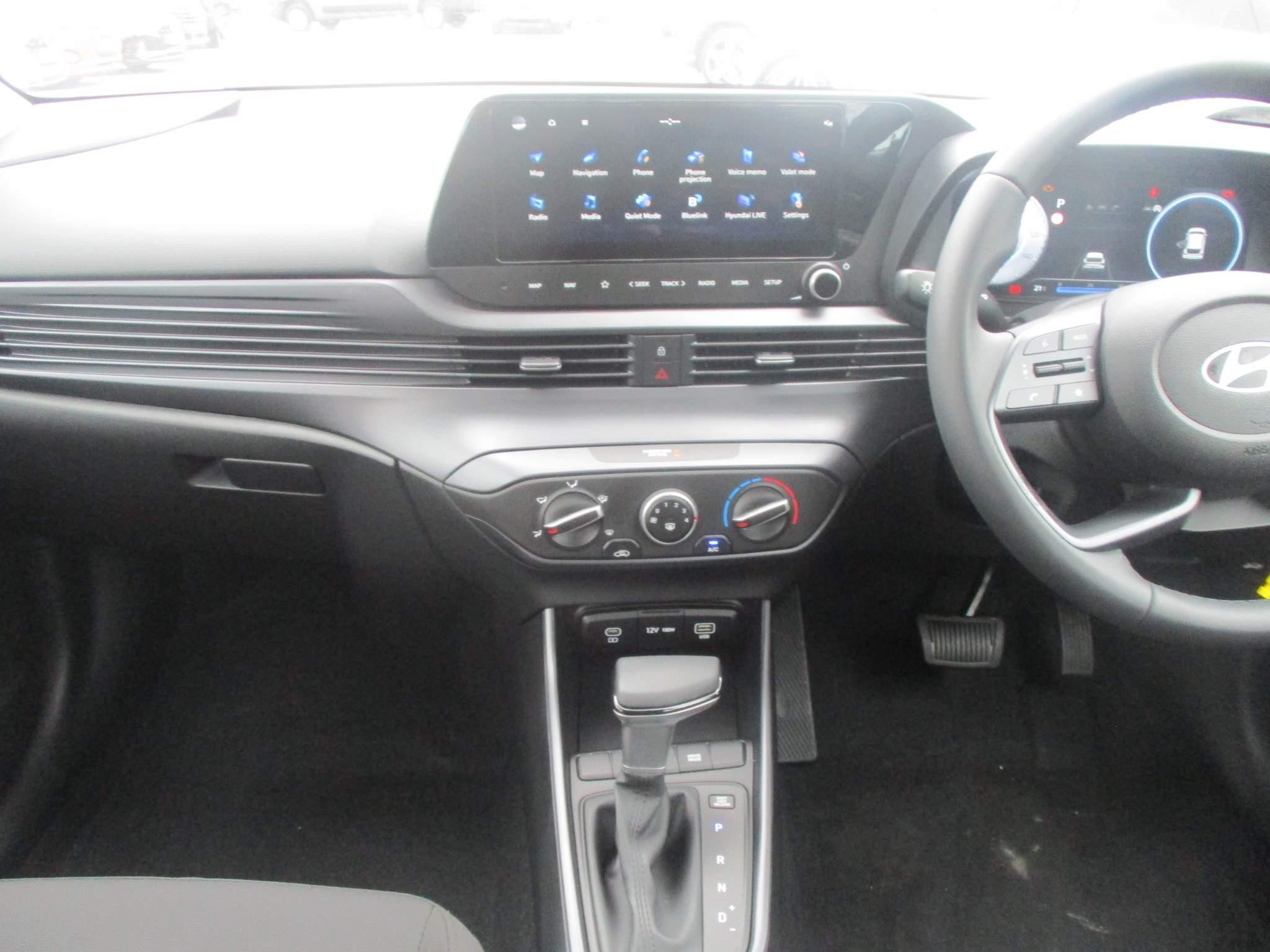 Hyundai i20 Image 16