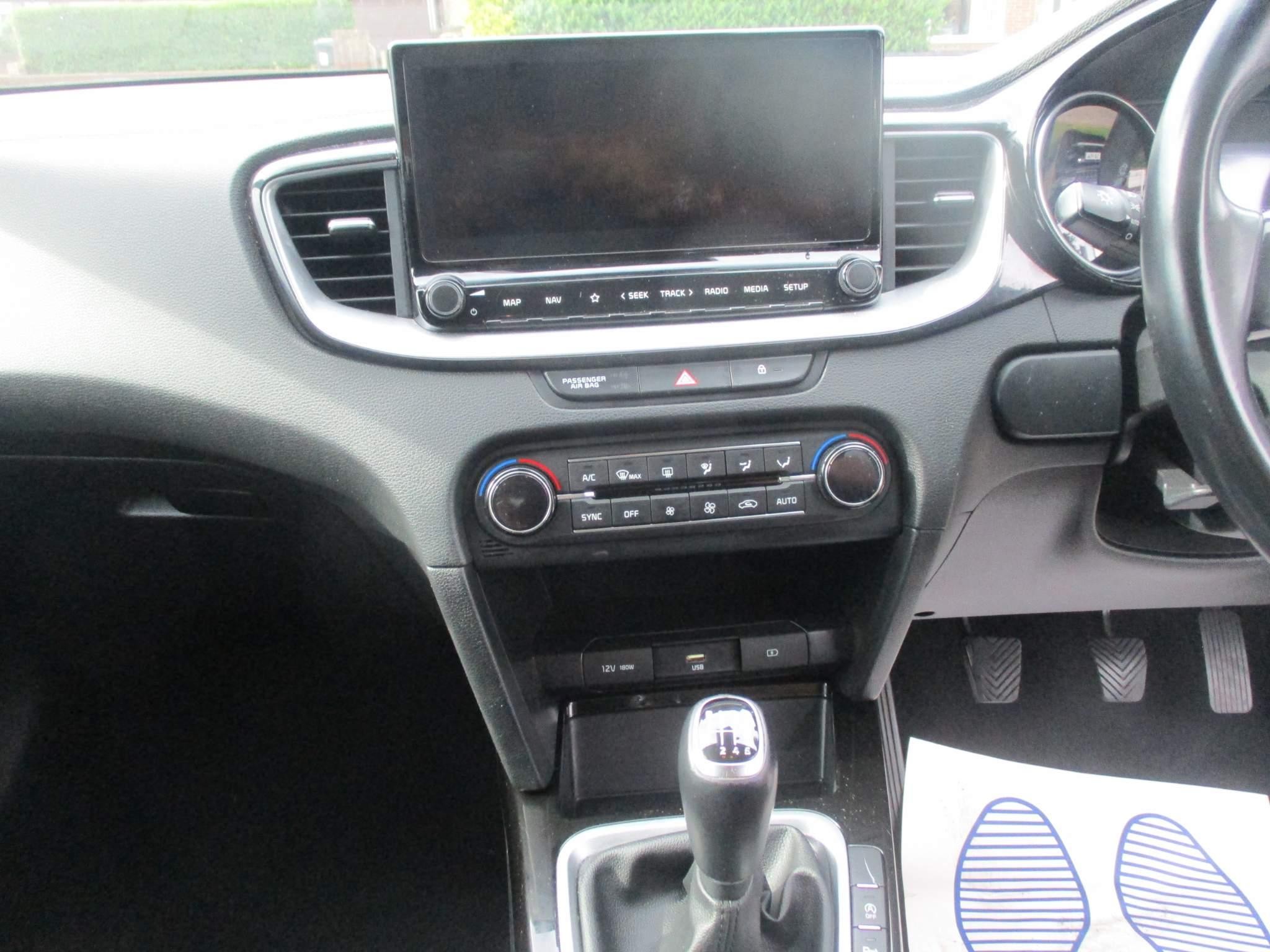 Kia Ceed Image 14