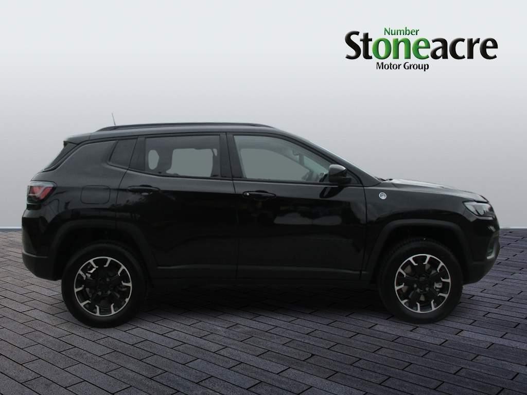 Jeep Compass Image 2