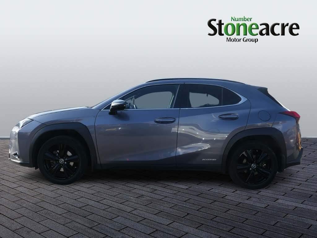 Lexus UX 250h Image 5