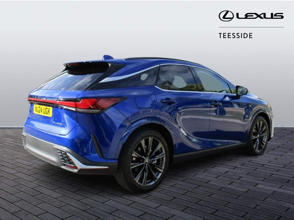 Lexus RX Image 5