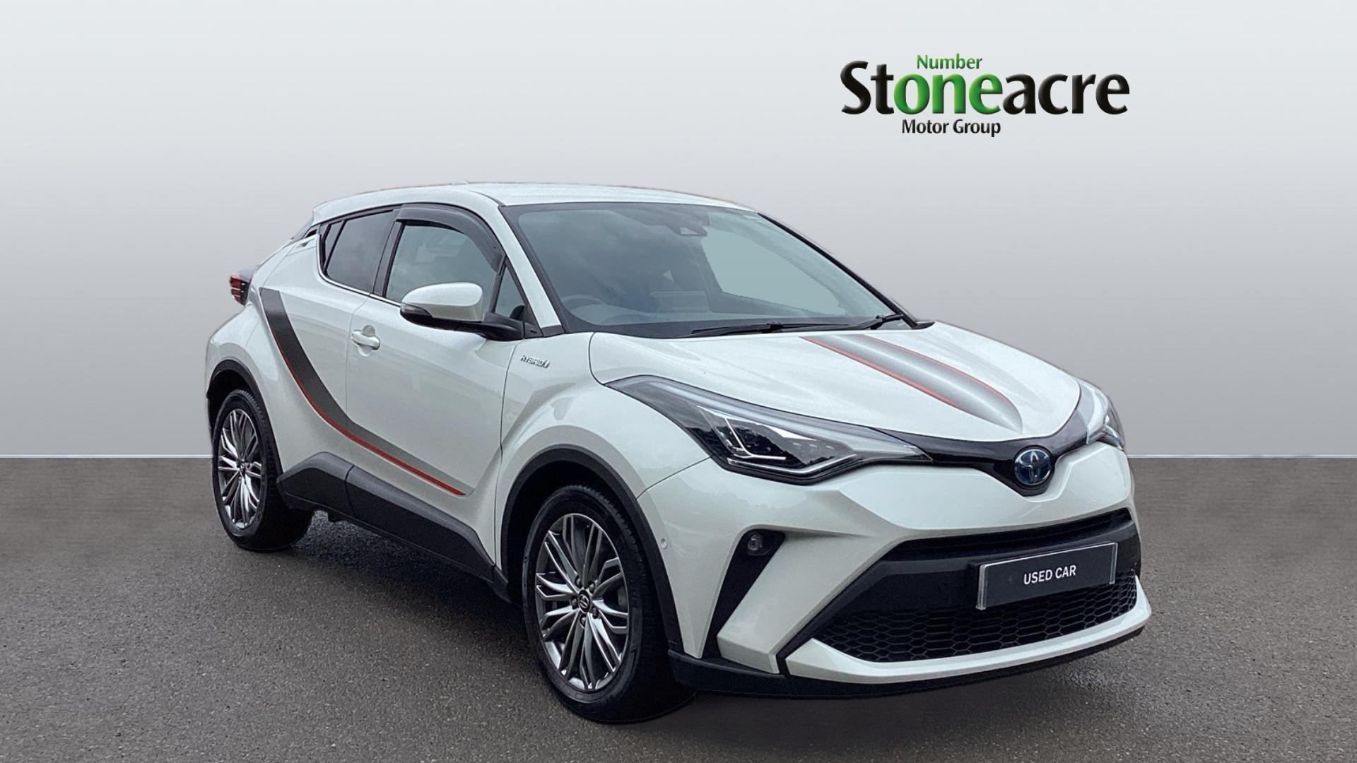 Toyota C-HR Image 1