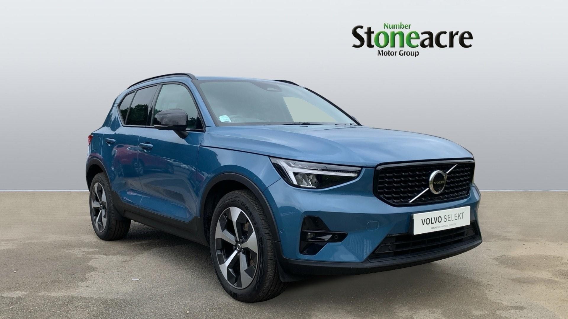 Volvo XC40 Image 1