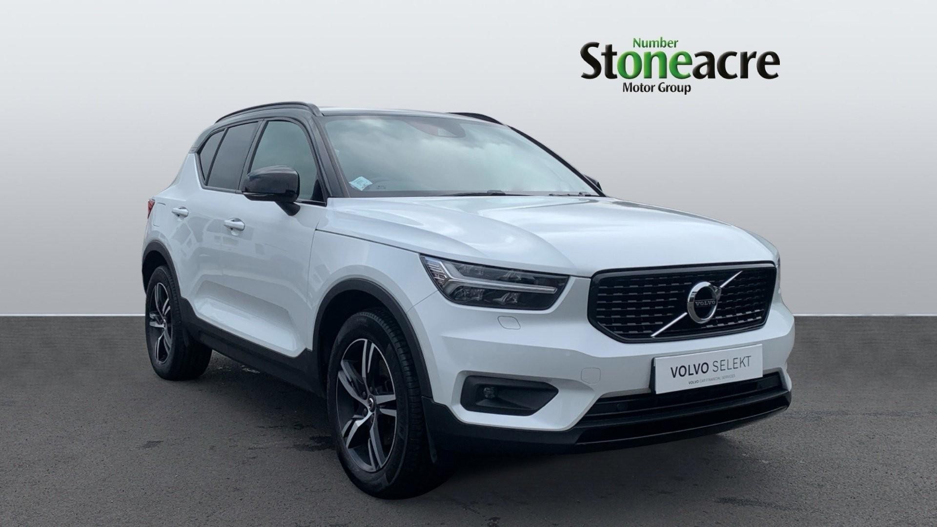 Volvo XC40 Image 1