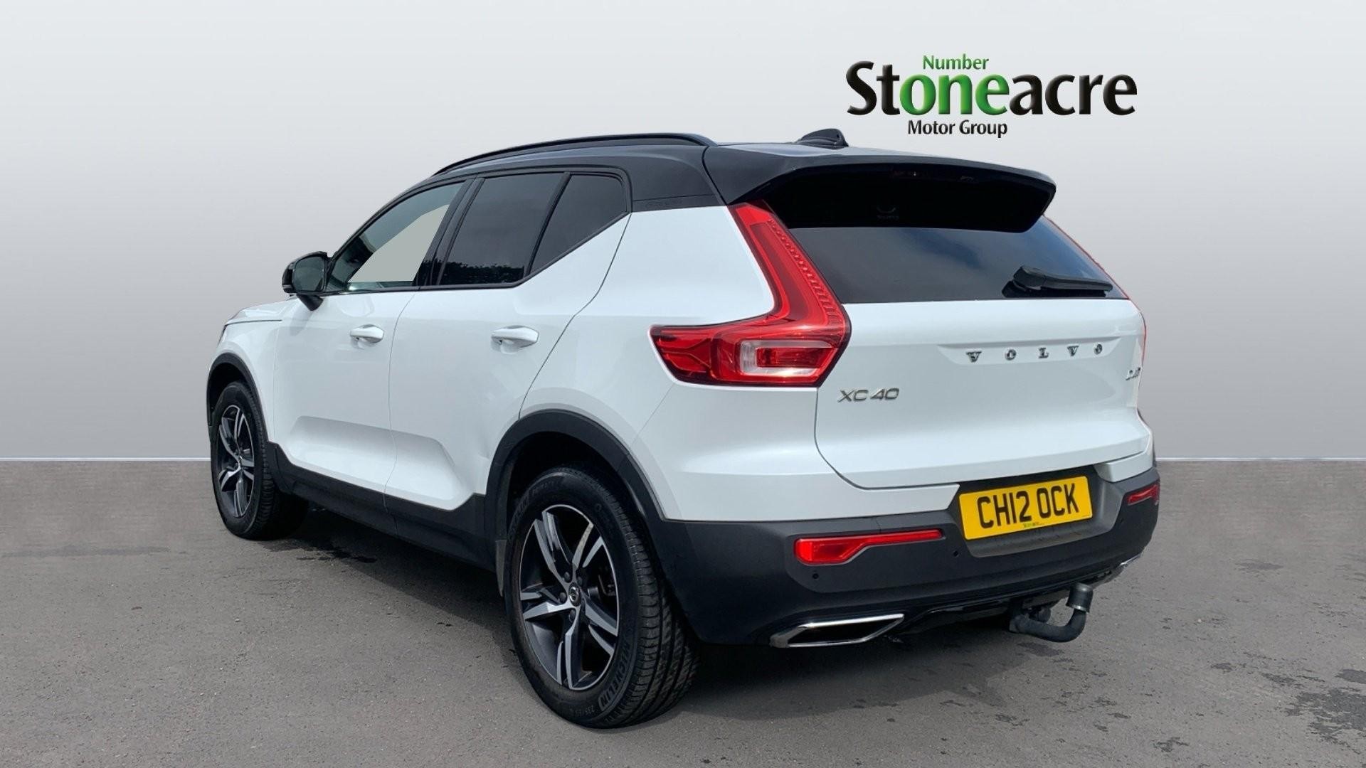 Volvo XC40 Image 2