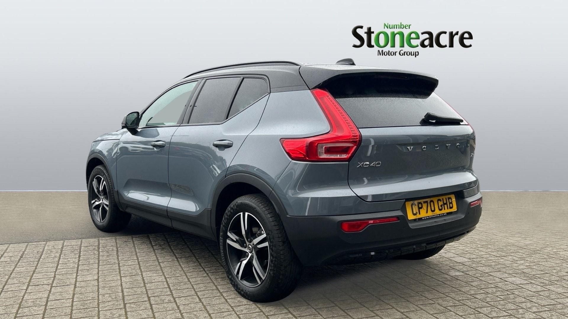 Volvo XC40 Image 2