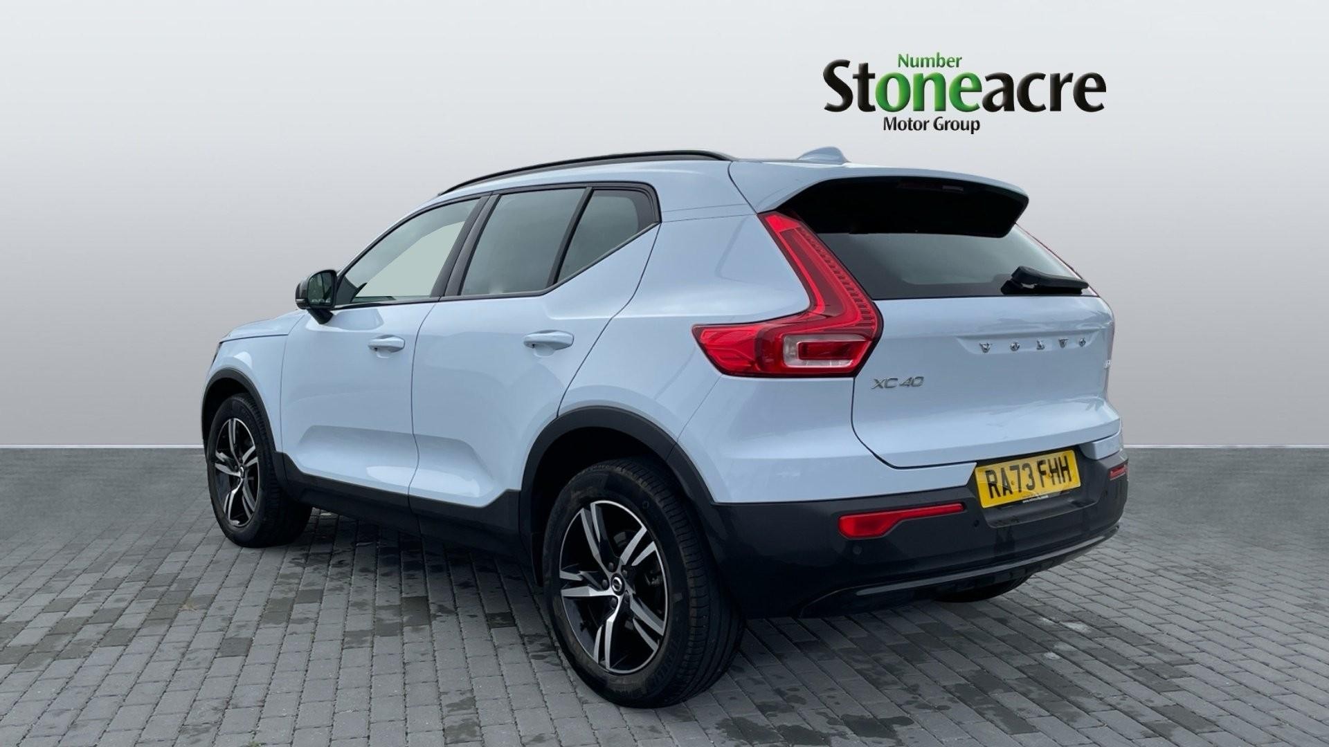 Volvo XC40 Image 2