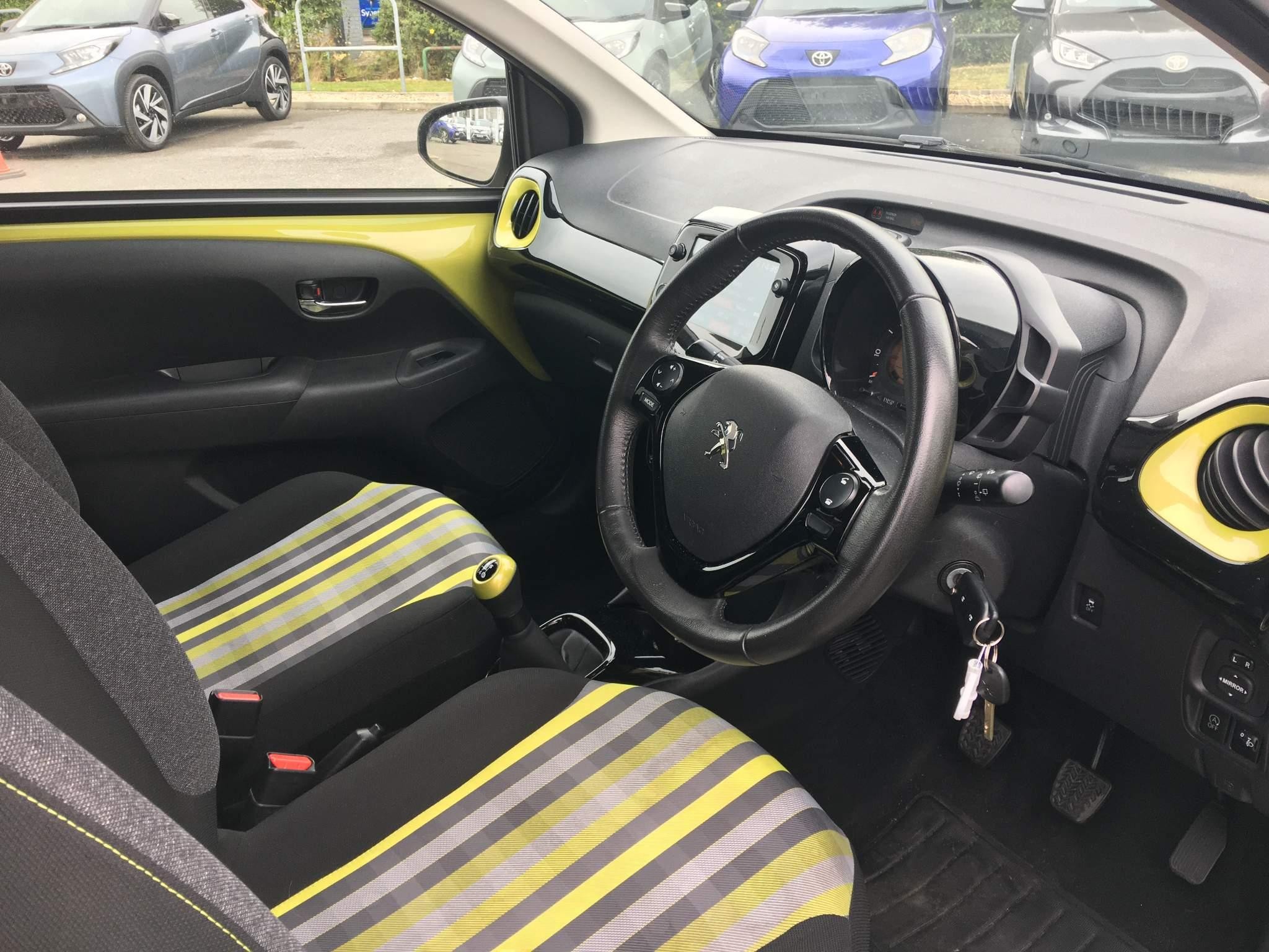 Peugeot 108 Image 11