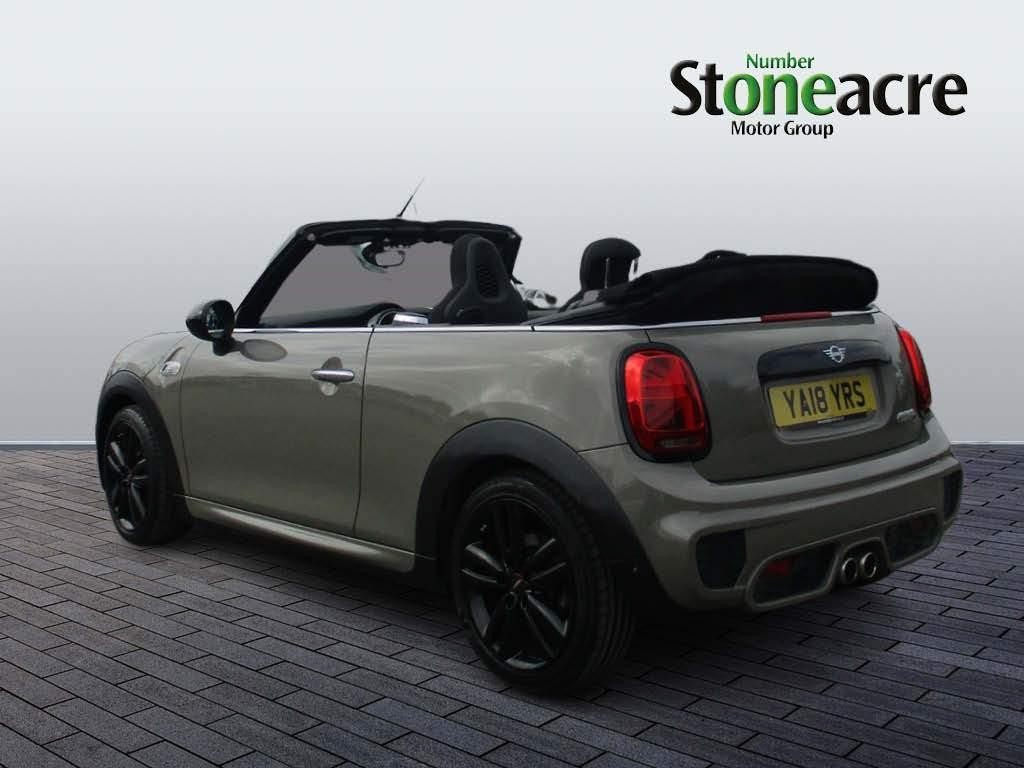 MINI Convertible Image 5