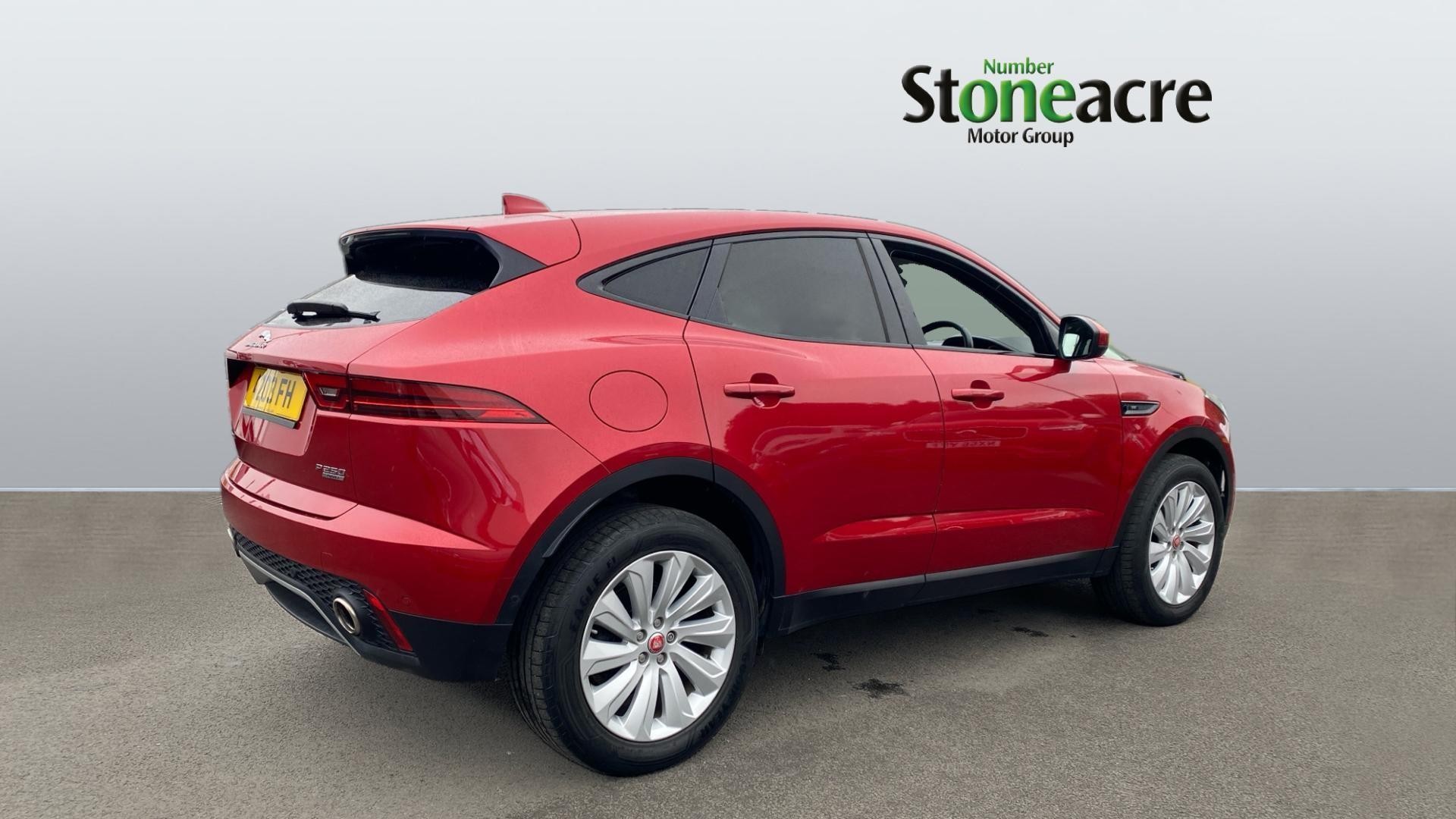 Jaguar E-Pace Image 7