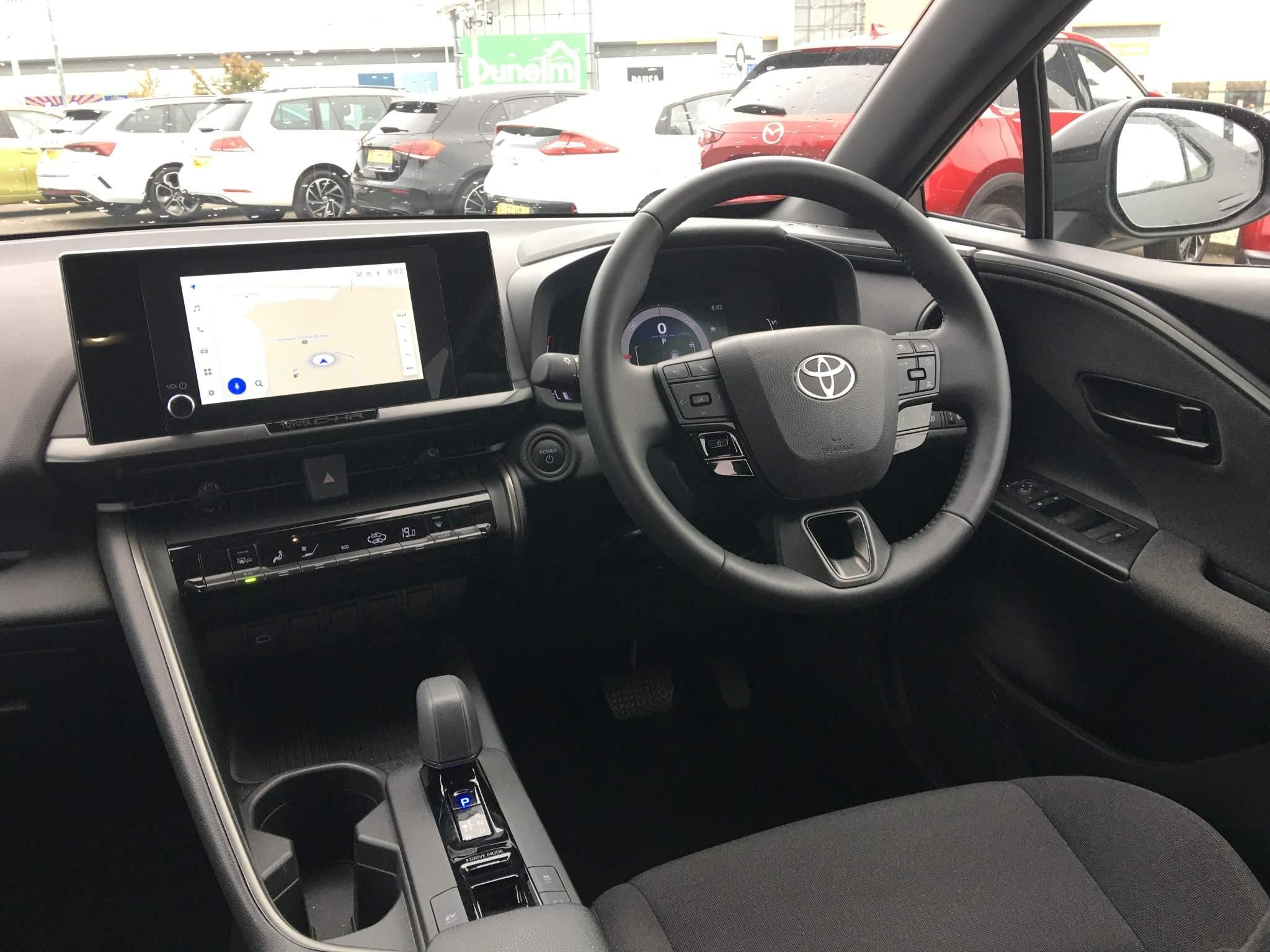 Toyota C-HR Self-Charging Hybrid Image 14