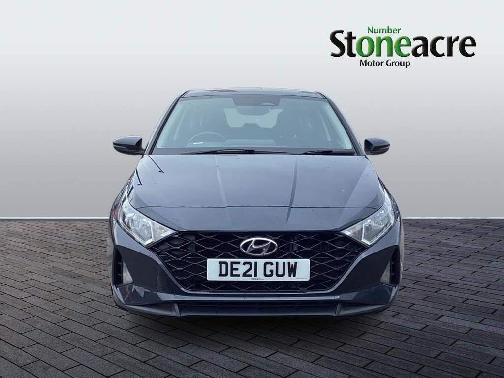 Hyundai i20 Image 8