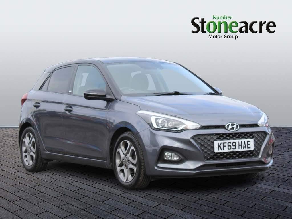 Hyundai i20 Image 1