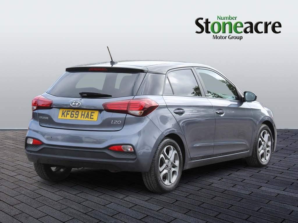 Hyundai i20 Image 3