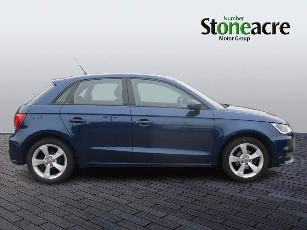 Audi A1 Image 2