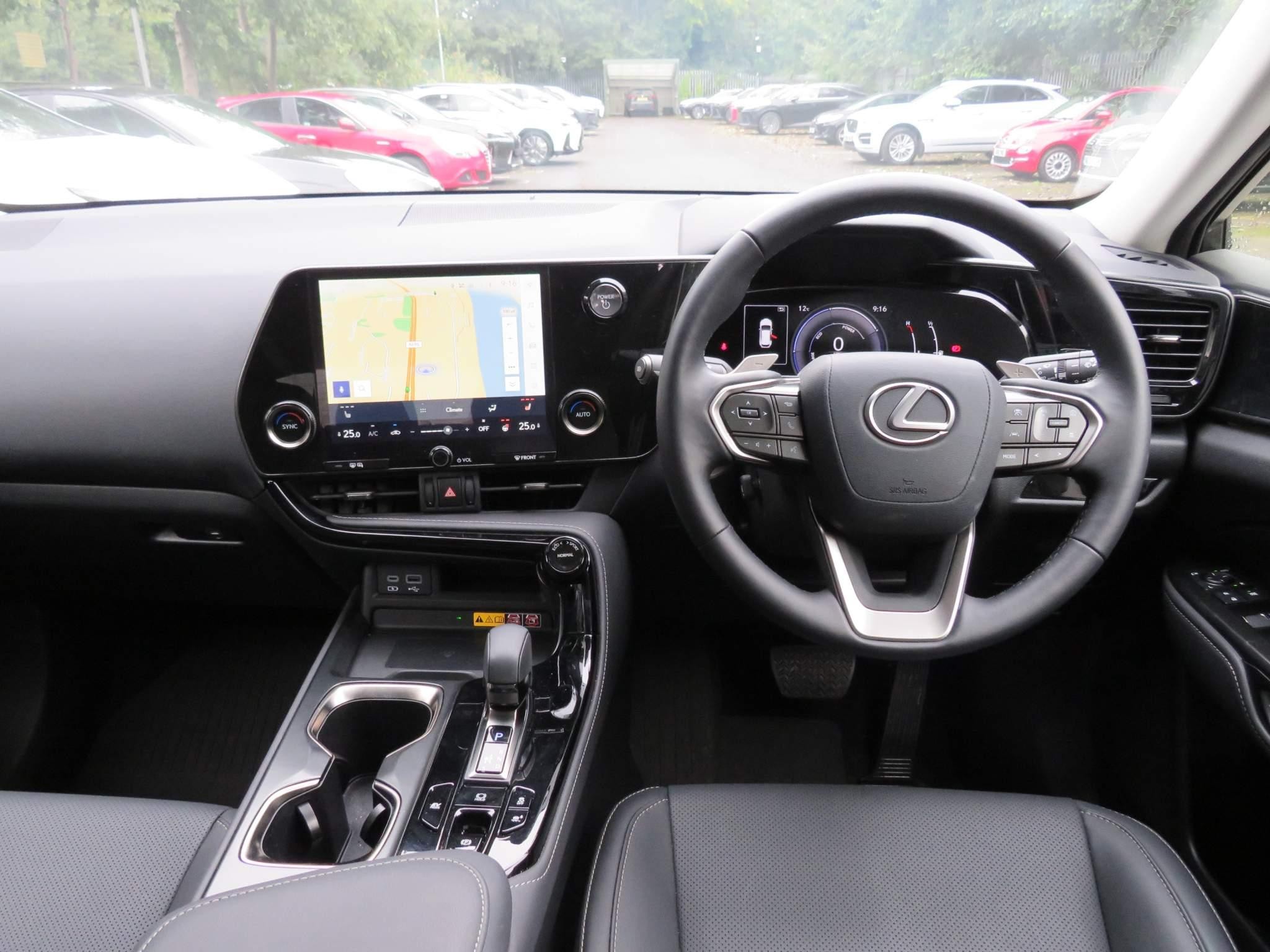 Lexus NX Image 14