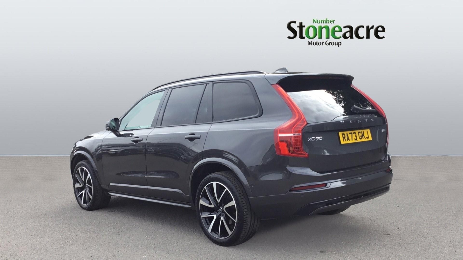 Volvo XC90 Image 2