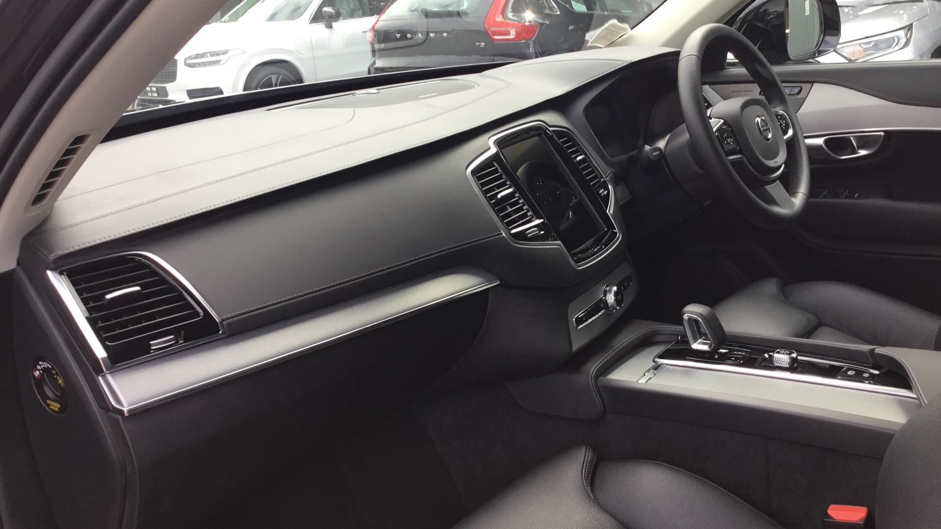 Volvo XC90 Image 5