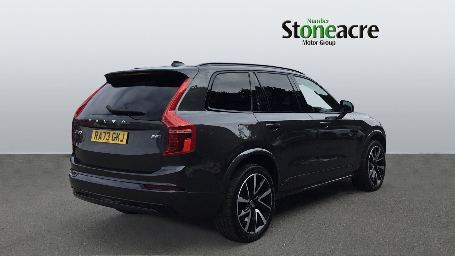 Volvo XC90 Image 8