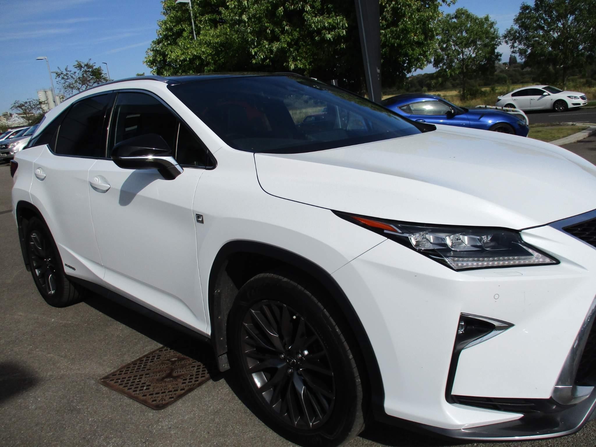 Lexus RX Image 44