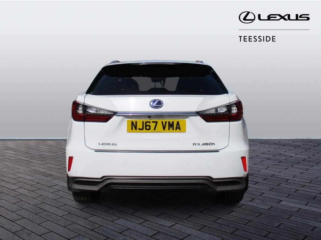 Lexus RX Image 6