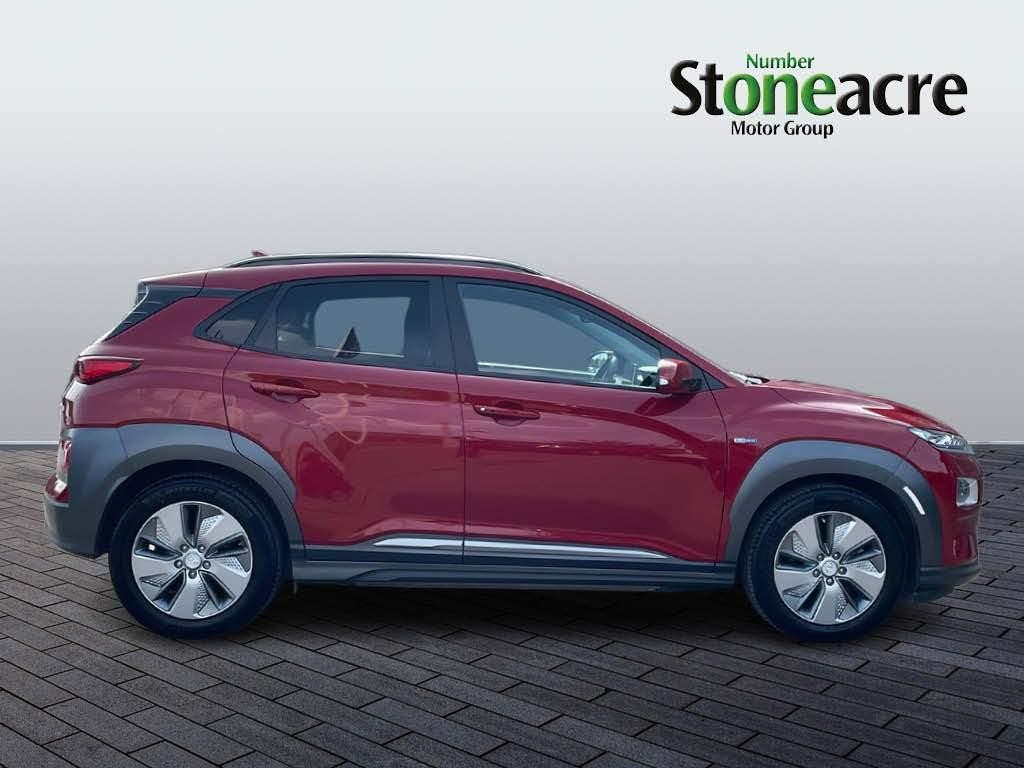 Hyundai KONA Image 2