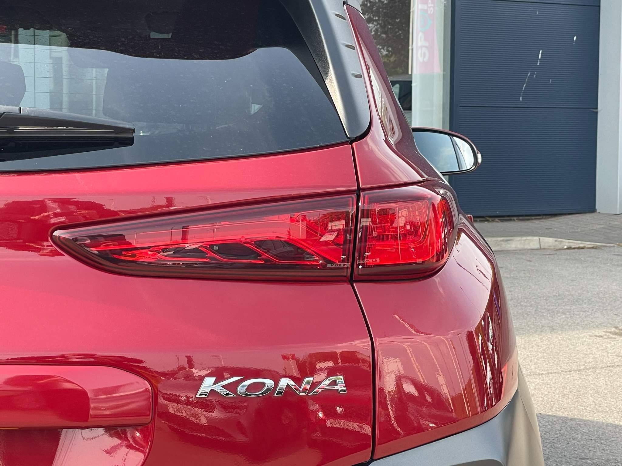 Hyundai KONA Image 15