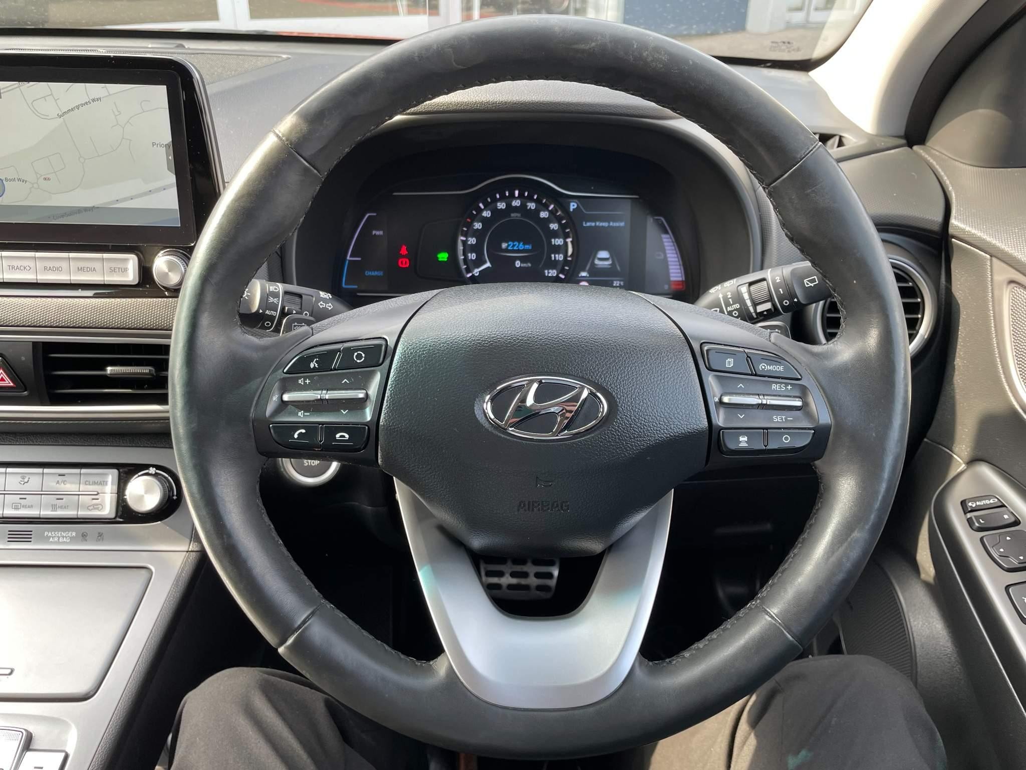 Hyundai KONA Image 23