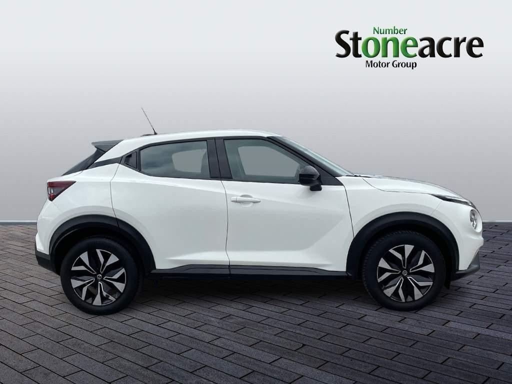 Nissan Juke Image 2