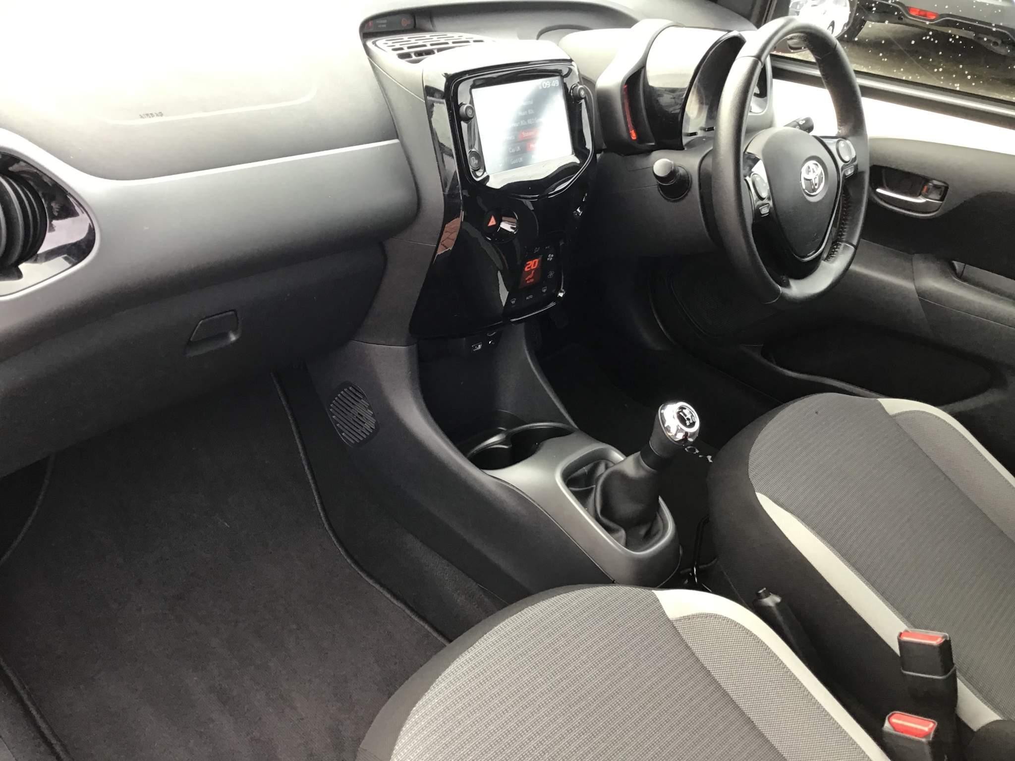 Toyota Aygo Image 13