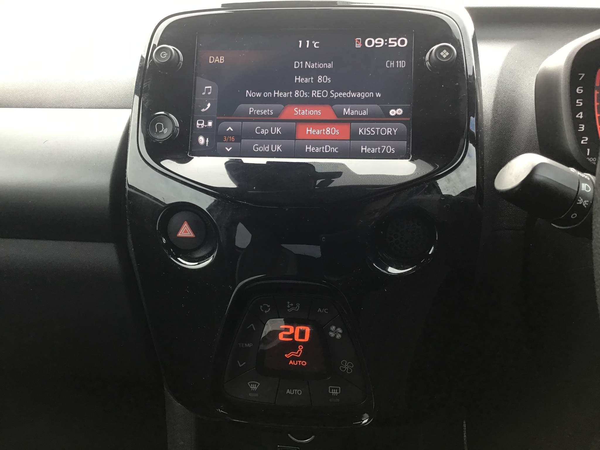 Toyota Aygo Image 16