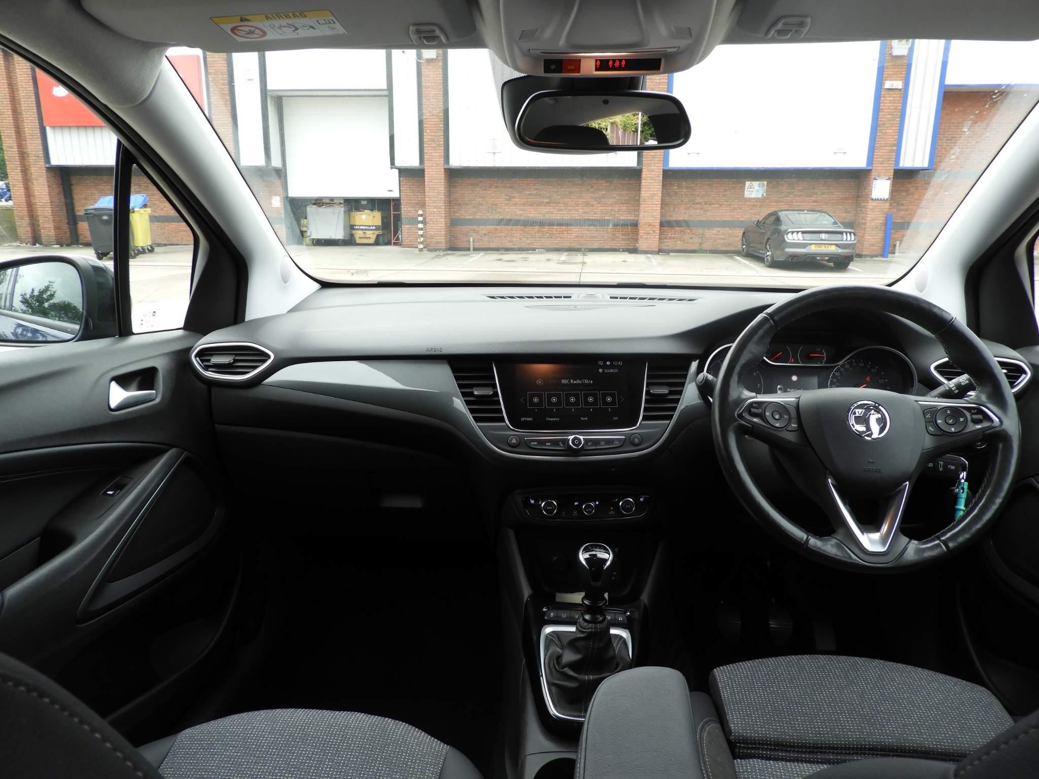 Vauxhall Crossland Image 12