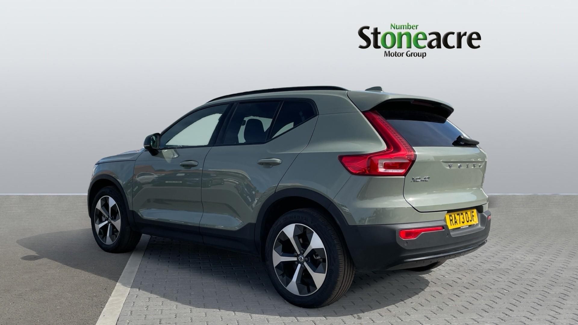 Volvo XC40 Image 2