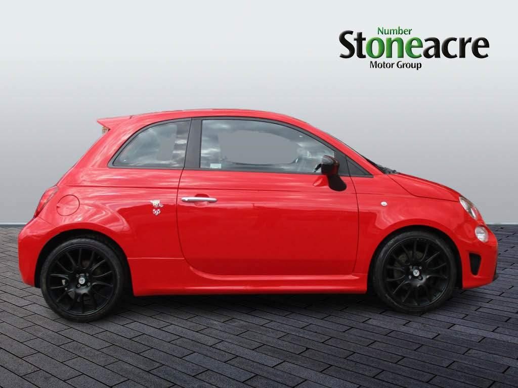 Abarth 595 Image 2