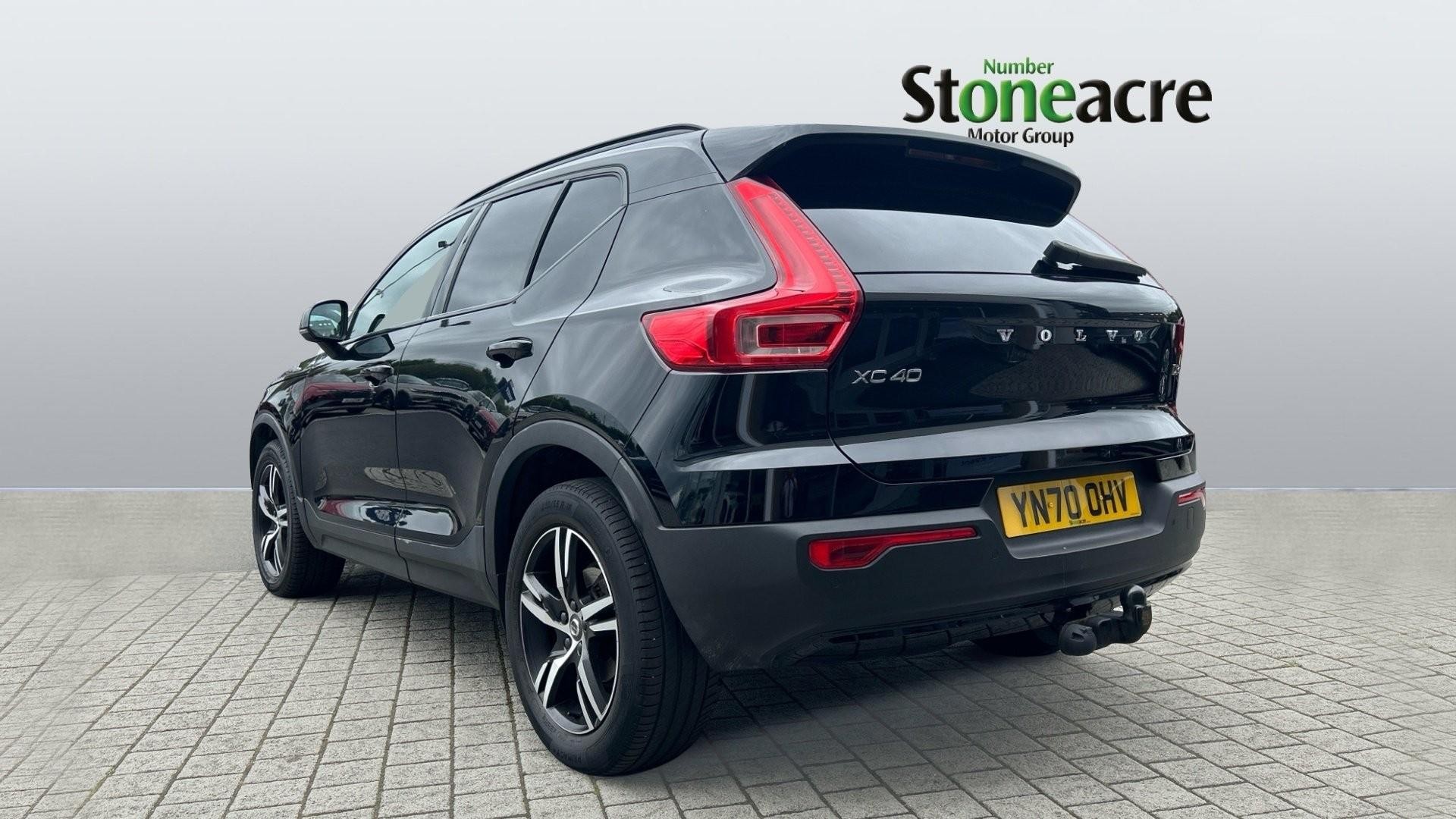 Volvo XC40 Image 2