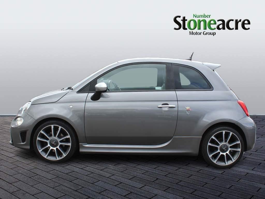 Abarth 595 Image 6