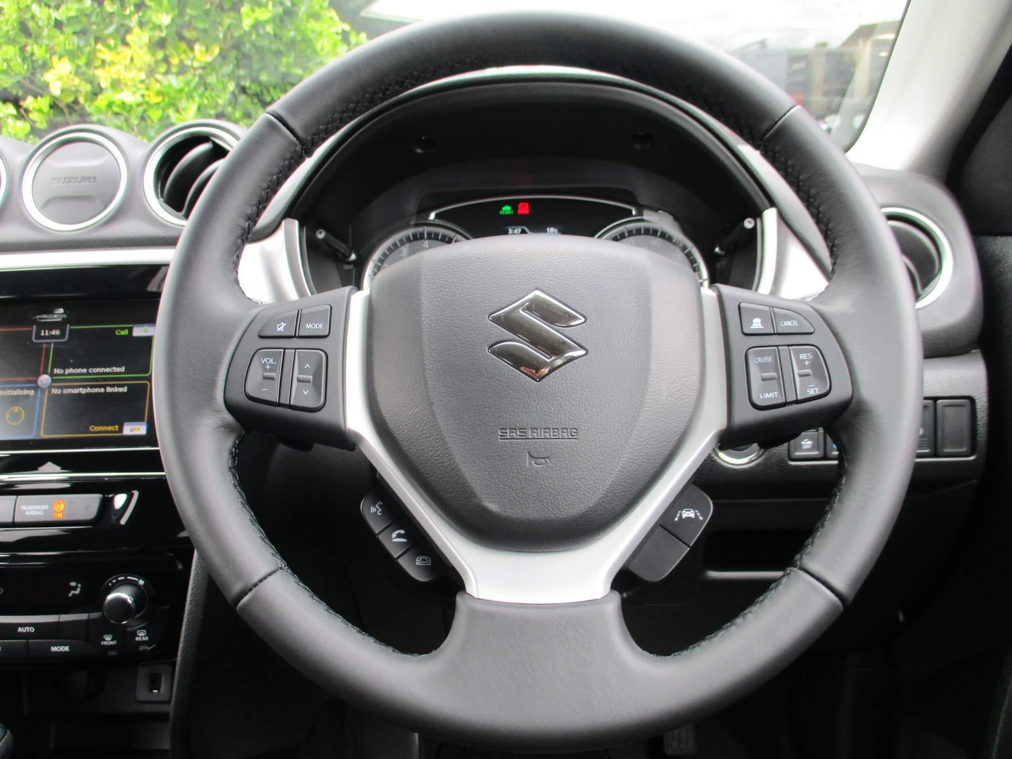 Suzuki Vitara Image 21