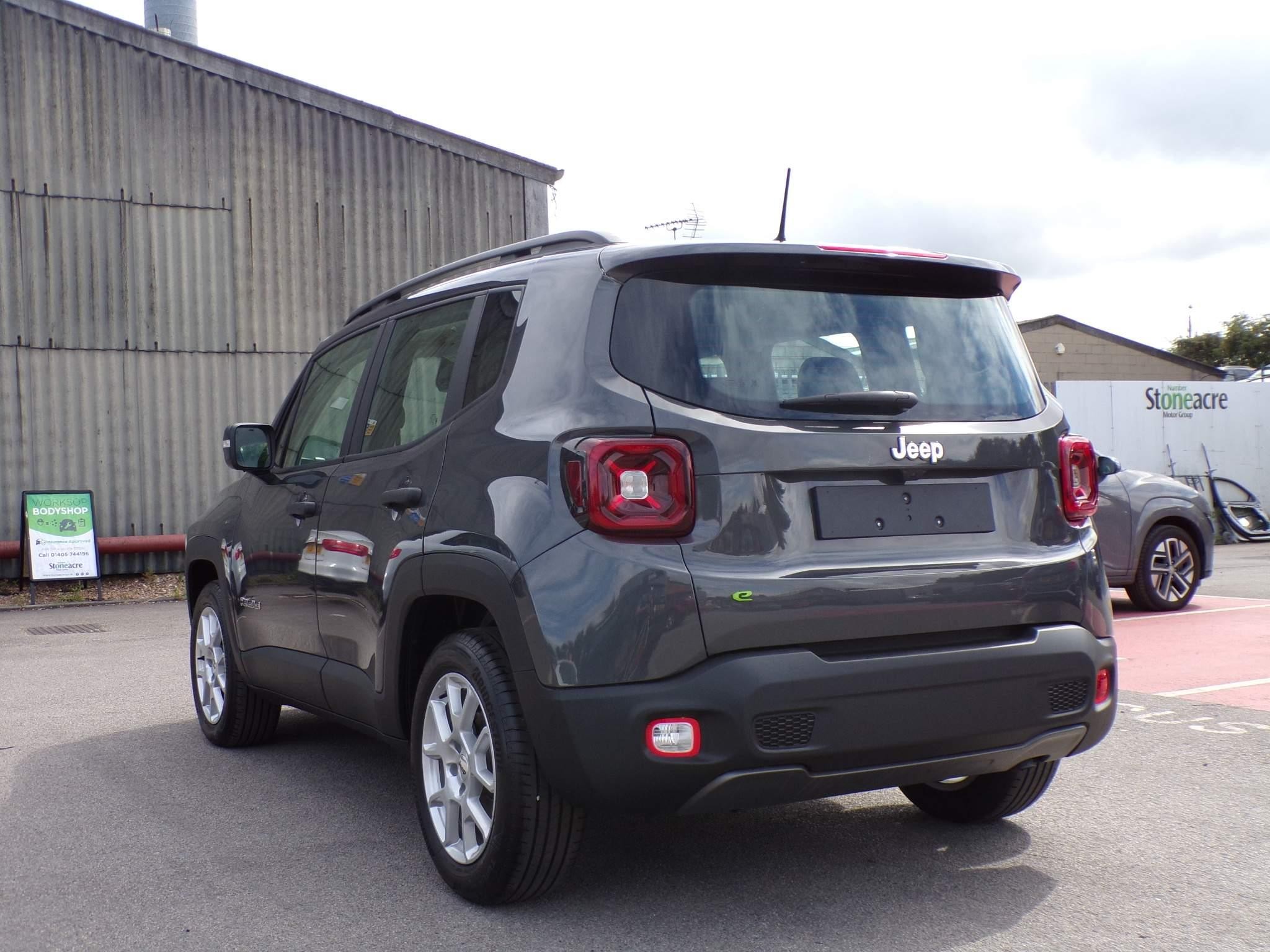 Jeep Renegade Image 5