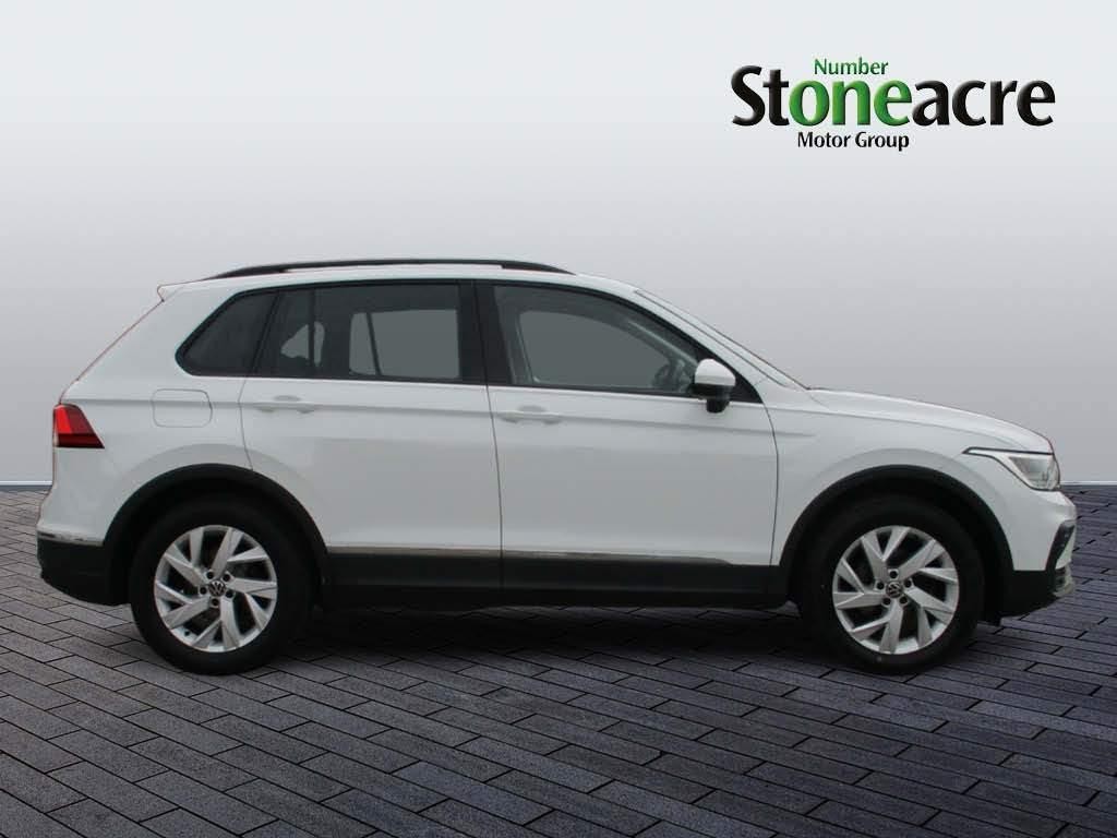 Volkswagen Tiguan Image 2