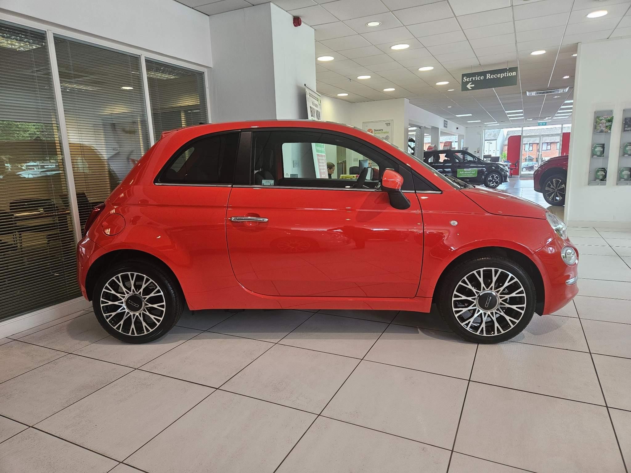 Fiat 500 Hybrid Image 4