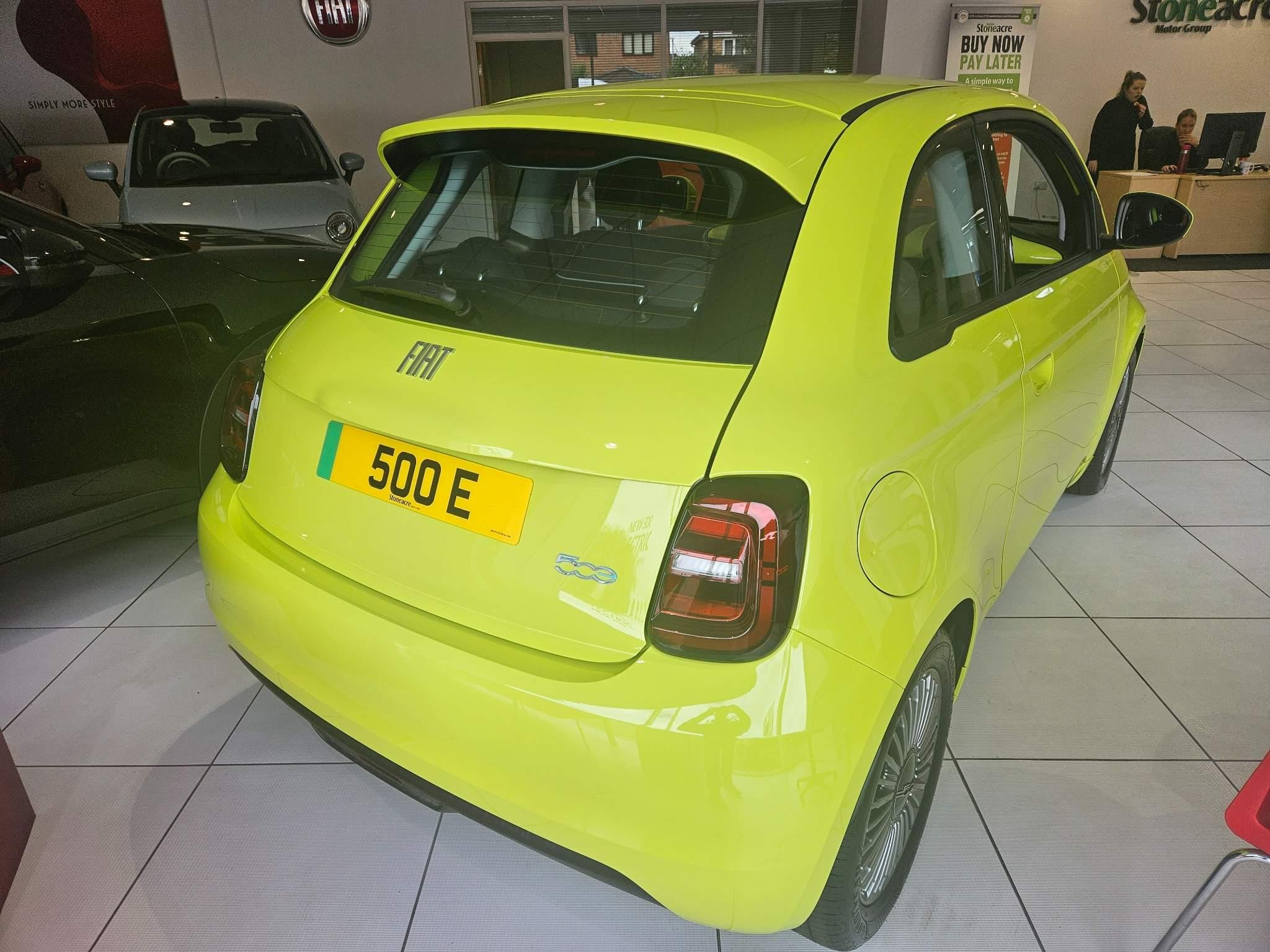 Fiat 500 Electric Image 4