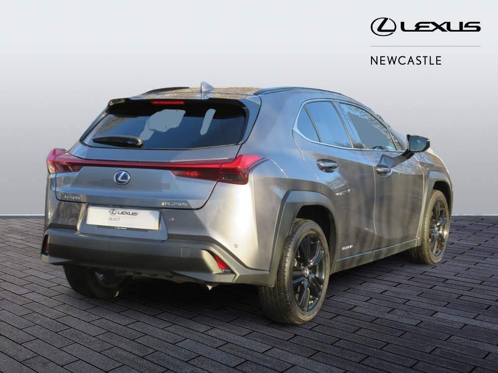 Lexus UX Image 6