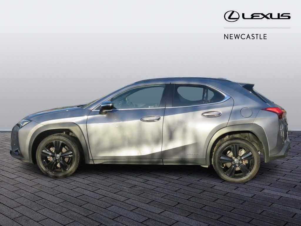 Lexus UX Image 9