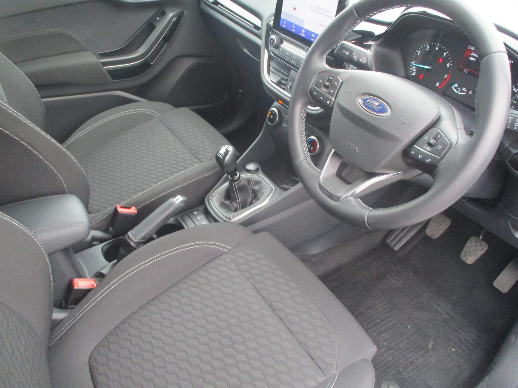 Ford Fiesta Image 10