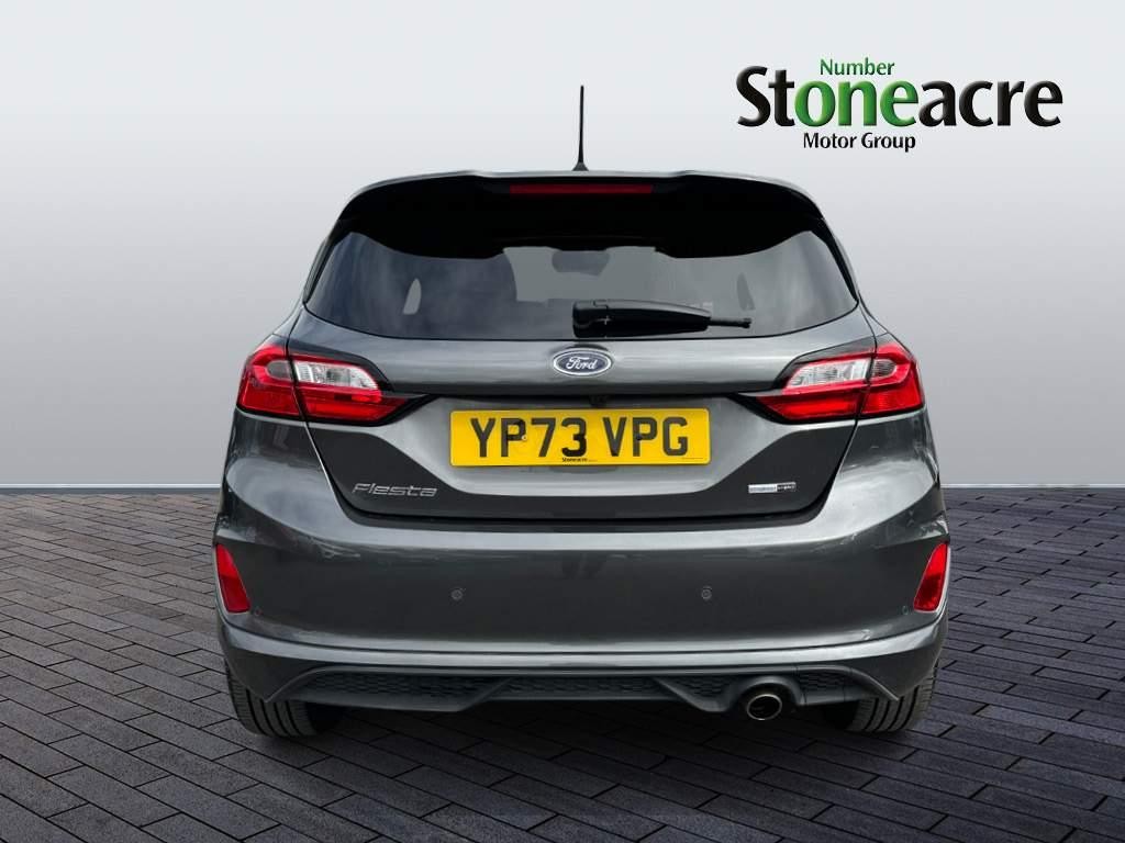 Ford Fiesta Image 4